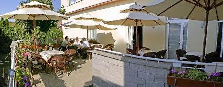 Hotel Maxim Tvrdošín Exterior photo
